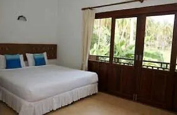 **  Praewa Hotel Ko Tao Tailândia